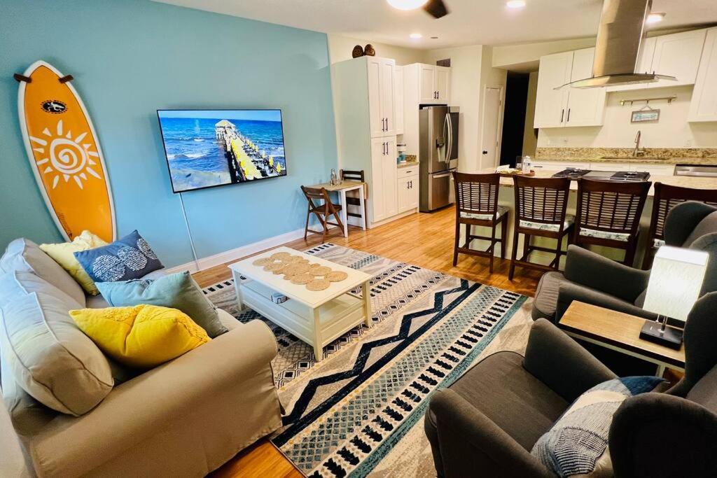 Luxury 2/2 Private Oasis W/Hot Tub Walk To Beach Cape Canaveral Exterior foto